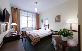 Continental Hotel-Pension